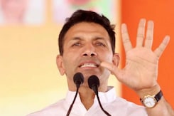Amarwada By Election 2024: अमरवाड़ा में जीते कमलेश शाह कांग्रेस ने की री-काउंटिंग की मांग Amarwada By Election 2024: अमरवाड़ा में जीते कमलेश शाह कांग्रेस ने की री-काउंटिंग की मांग