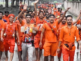 बिहार : श्रावण महीने में सुल्तानगंज के गंगा तट पर टूट रही हैं मजहबी सीमाएं