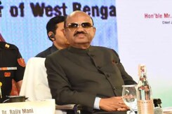 WB Governor CV Ananda Bose Meets Protesting Doctors At RG Kar Hospital WB Governor CV Ananda Bose Meets Protesting Doctors At RG Kar Hospital
