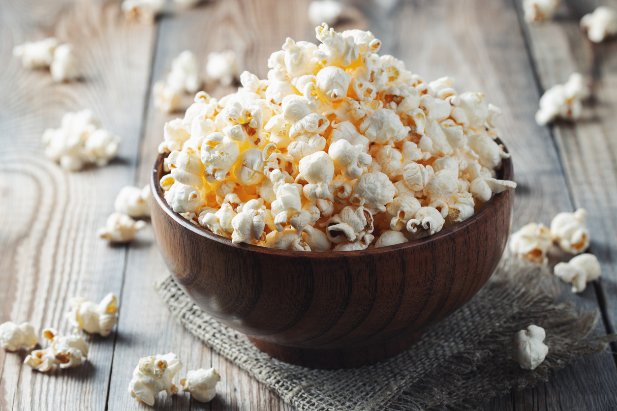 These snacks such as air-popped popcorn can help you lose weight even as a volume eater