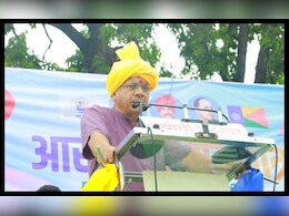 निवडणुकीसाठी शरद पवार मराठ्यांचे तर उद्धव ठाकरे-देवेंद्र फडणवीस ब्राह्मणांचे नेते; प्रकाश आंबेडकरांनी फटकारले