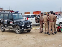 Highlights: Hathras Stampede Death Count Rises To 121, Hunt On For Godman Highlights: Hathras Stampede Death Count Rises To 121, Hunt On For Godman