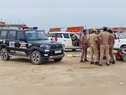 हाथरस में 121 मौतों का आखिर जिम्मेदार कौन ? NDTV पूछता है ये 7 सवाल