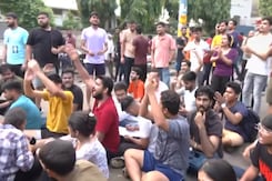 Delhi Coaching Center Accident: SC पहुंचा मामला, 'छात्रों की मौत के ज़िम्मेदार लोगों पर हो कार्रवाई' Delhi Coaching Center Accident: SC पहुंचा मामला, 'छात्रों की मौत के ज़िम्मेदार लोगों पर हो कार्रवाई'