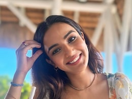 Jasmin Bhasin की सुंदरता का यह है राज, एक्ट्रेस ने बताया घर पर बनाकर लगाती हैं यह एक फेस पैक Jasmin Bhasin की सुंदरता का यह है राज, एक्ट्रेस ने बताया घर पर बनाकर लगाती हैं यह एक फेस पैक