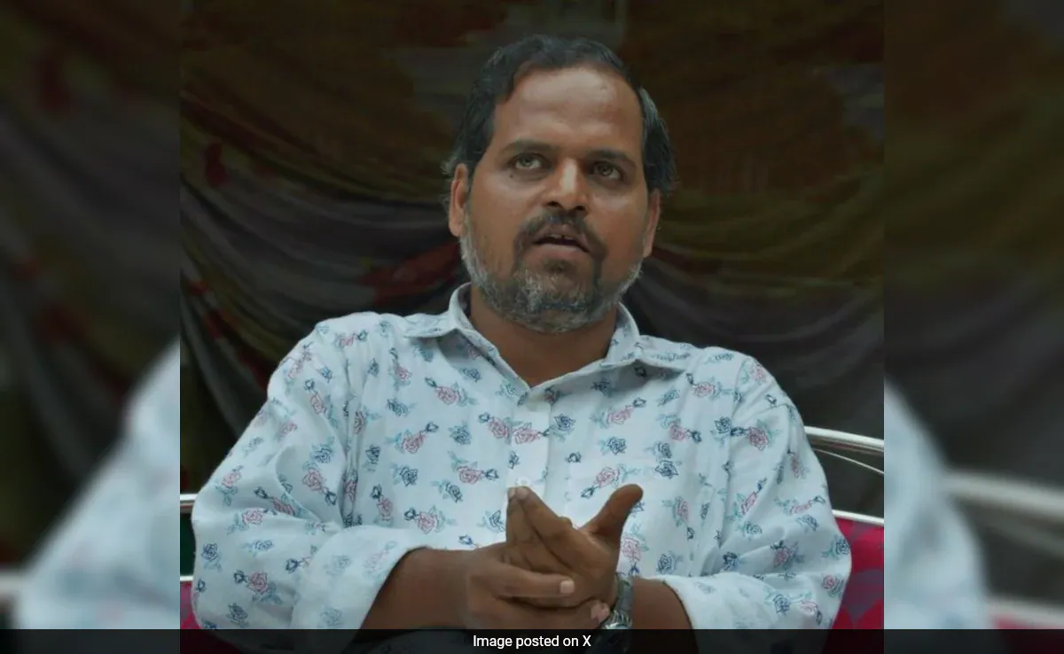 <i>Panchayat</i> Actor Durgesh Kumar AKA Bhushan Buys First Apartment In Mumbai: "<i>Aapna Ghar</i>"