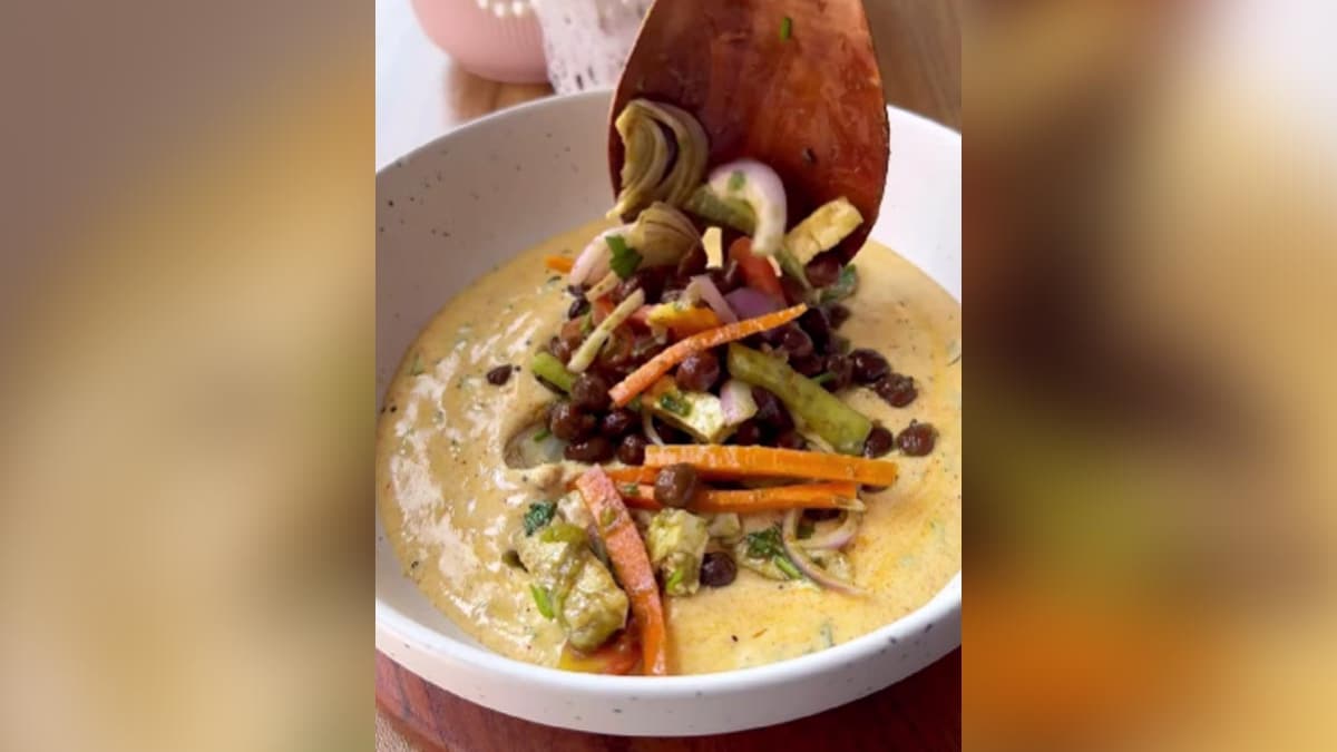 दही तड़का काला चना सलाद: प्रोटीन से भरपूर यह रेसिपी आपकी थाली में हर कंडीशन और स्टाइल पहुंचाएगी दही तड़का काला चना सलाद: प्रोटीन से भरपूर यह रेसिपी आपकी थाली में हर कंडीशन और स्टाइल पहुंचाएगी