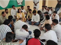 NEET परीक्षा मामले में अब रेल यात्रियों की होगी मुश्किल, राजस्थान में ट्रेन रोकेगी यूथ कांग्रेस NEET परीक्षा मामले में अब रेल यात्रियों की होगी मुश्किल, राजस्थान में ट्रेन रोकेगी यूथ कांग्रेस