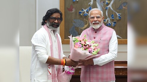 दोबारा सीएम बनने के बाद पीएम मोदी से मिले हेमंत सोरेन, लगभग 3 साल बाद हुई दोनों की मुलाकात