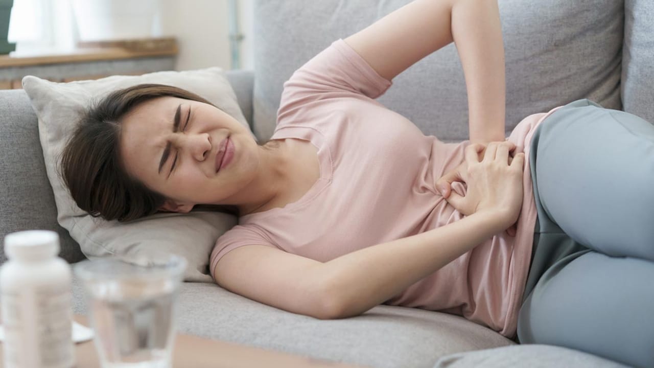 What To Eat During Your Period: Nutritionist Shares A Simple Full-Day Diet Plan To Beat Fatigue