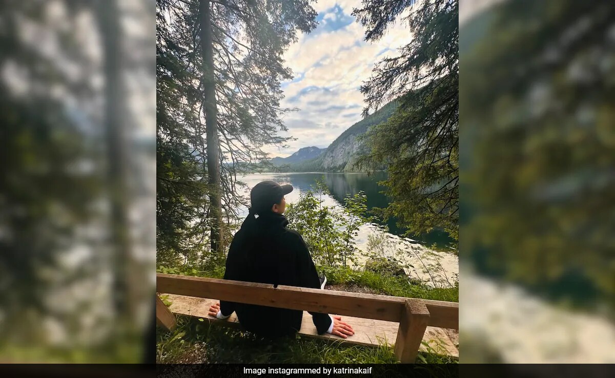 Arjun Kapoor's Comment On Katrina Kaif's Holiday Post Is Every BFF Ever