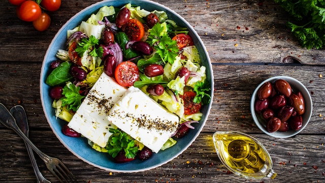 A salad diverse in healthy fats can help boost nutrient absorption