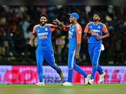 IND vs SA: दक्षिण अफ्रीकी दौरे पर नहीं जायेंगे कोच गौतम गंभीर, भारतीय क्रिकेट में हुआ बड़ा बदलाव IND vs SA: दक्षिण अफ्रीकी दौरे पर नहीं जायेंगे कोच गौतम गंभीर, भारतीय क्रिकेट में हुआ बड़ा बदलाव