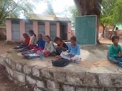 कैसे पढ़ेगी आपकी लाडली? देश के 98,500 स्कूलों में लड़कियों के लिए टॉयलेट ही नहीं!