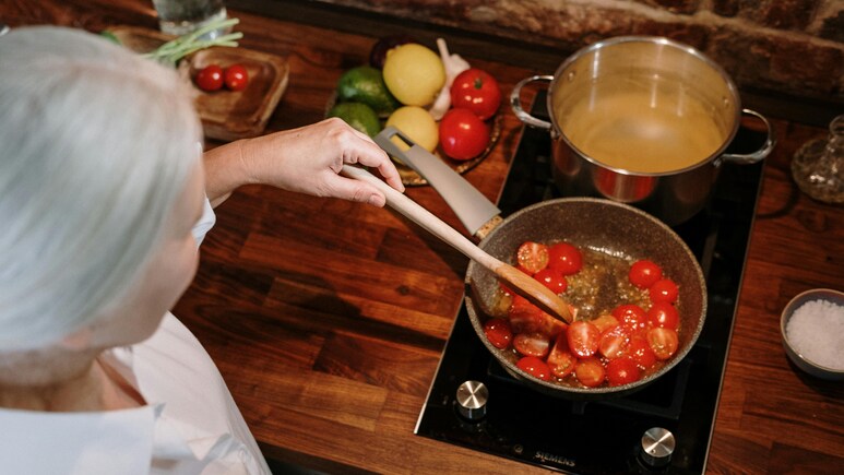 अमेज़न पर किचन के लिए किचन एसेंशियल पर आ गई धमाकेदार सेल! अमेज़न पर किचन के लिए किचन एसेंशियल पर आ गई धमाकेदार सेल!