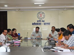 Baloda Bazaar : NDTV का असर ! आवारा मवेशियों पर कलेक्टर ने की बड़ी कार्रवाई