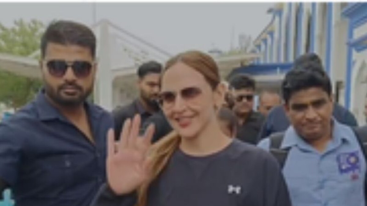 Esha Reddy Dev जोधपुर पहुंची ईशा देओल, राहुल देव और मुग्धा गोडसे, याद किये पुराने दिन ...