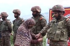 Raksha Bandhan Celebrations By Locals In Uri With Indian Army Jawans Raksha Bandhan Celebrations By Locals In Uri With Indian Army Jawans