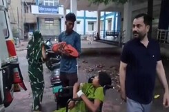 Ashoknagar News: डिलीवरी के बाद महिला के शरीर में बचा डेढ़ ग्राम खून, जानिए मामला Ashoknagar News: डिलीवरी के बाद महिला के शरीर में बचा डेढ़ ग्राम खून, जानिए मामला