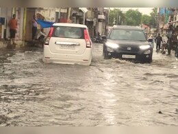 Weather Update: गरज चमक के साथ राजस्थान में तूफानी बारिश की चेतावनी, जयपुर समेत इन 30 जिलों के लिए जारी येलो अलर्ट Weather Update: गरज चमक के साथ राजस्थान में तूफानी बारिश की चेतावनी, जयपुर समेत इन 30 जिलों के लिए जारी येलो अलर्ट