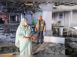 Bangladesh में आखिर ऐसा क्या हुआ कि शेख हसीना हुई इस्तीफा देने पर मजबूर, जानें 300 लोगों के मौत की क्या रही वजह Bangladesh में आखिर ऐसा क्या हुआ कि शेख हसीना हुई इस्तीफा देने पर मजबूर, जानें 300 लोगों के मौत की क्या रही वजह