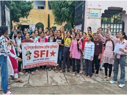राजस्थान में छात्र संघ चुनाव को लेकर कन्या कॉलेज की छात्राओं ने किया जोरदार प्रदर्शन राजस्थान में छात्र संघ चुनाव को लेकर कन्या कॉलेज की छात्राओं ने किया जोरदार प्रदर्शन