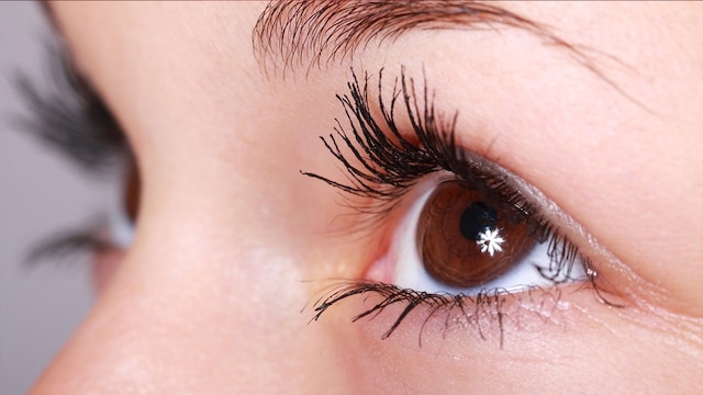 Health Complications Of Getting Lasik Eye Surgery
