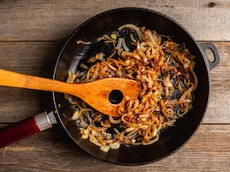 Nutritionist-Approved: Cooked Onions Can Support Bone Health Nutritionist-Approved: Cooked Onions Can Support Bone Health
