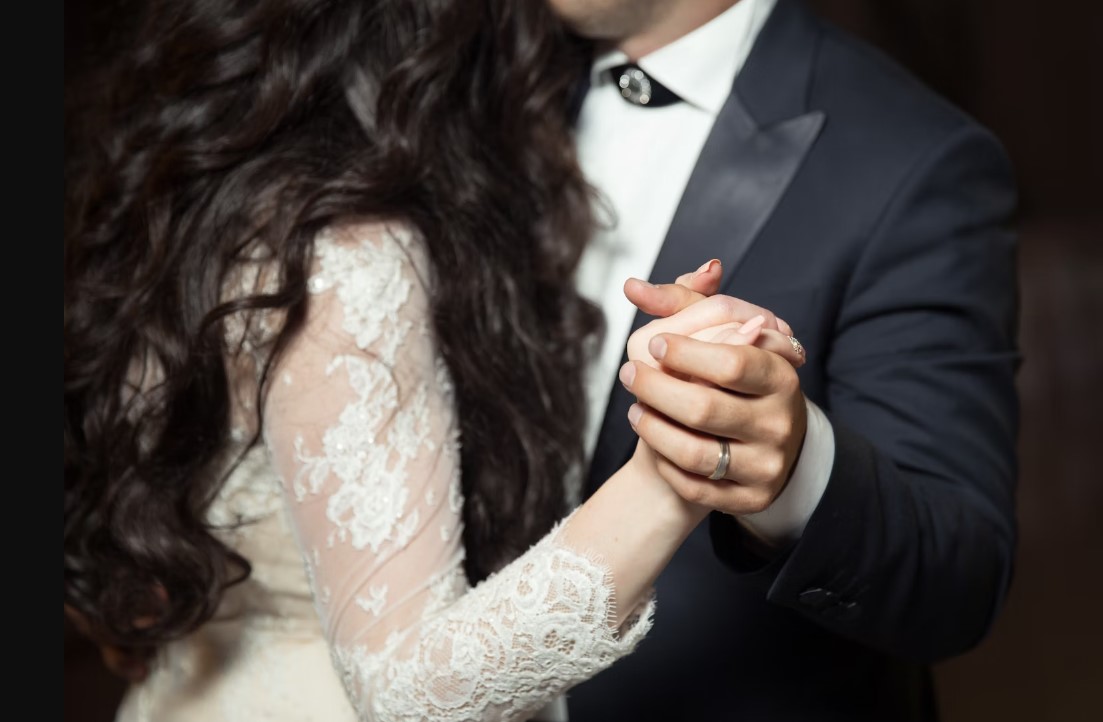 Chinese University Announces New Degree In 'Marriage' Amid Falling Birth Rates