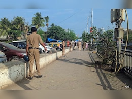 मुंबई में 2 हजार बांग्लादेशी नागरिक गिरफ्तार, 1 हजार को किया गया डिपोर्ट मुंबई में 2 हजार बांग्लादेशी नागरिक गिरफ्तार, 1 हजार को किया गया डिपोर्ट