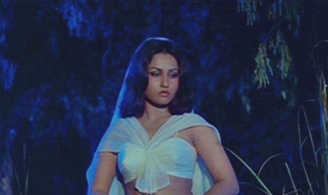 मनोज कुमार ने बदली उस गीतकार की तकदीर, जिसने इच्छाधारी नागिन के दर्द को जब गीतों में पिरोया तो बॉक्स ऑफिस पर चल पड़ी कमाई की आंधी