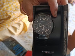 शख्स ने Amazon से खरीदी Tissot Watch, कंपनी ने भेज दी इस्तेमाल की हुई घड़ी, फिर एक्सचेंज में जो भेजा, हैरान रह गया कस्टमर शख्स ने Amazon से खरीदी Tissot Watch, कंपनी ने भेज दी इस्तेमाल की हुई घड़ी, फिर एक्सचेंज में जो भेजा, हैरान रह गया कस्टमर