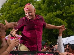 Out On Bail, AAP's Manish Sisodia To Begin <i>'Padyatras' </i> Across Delhi Today Out On Bail, AAP's Manish Sisodia To Begin <i>'Padyatras' </i> Across Delhi Today