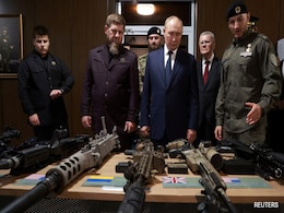 Vladimir Putin Inspects Chechen Troops Gearing Up To Fight Ukraine Vladimir Putin Inspects Chechen Troops Gearing Up To Fight Ukraine