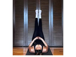 Pregnancy Yoga: प्रेग्नेंसी में ये योगासन करती हैं दीपिका पादुकोण, जानें ये कितना फायदेमंद, आप भी आज से शुरू कर दें Pregnancy Yoga: प्रेग्नेंसी में ये योगासन करती हैं दीपिका पादुकोण, जानें ये कितना फायदेमंद, आप भी आज से शुरू कर दें