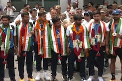 Indian Men's Hockey Team Returns Home, Gets Grand Welcome At Airport Indian Men's Hockey Team Returns Home, Gets Grand Welcome At Airport