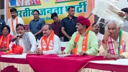 भाजपा ने शुरू की दौसा उपचुनाव की तैयारी, प्रदेश अध्यक्ष की मीटिंग में किरोड़ी लाल भी दिखे साथ