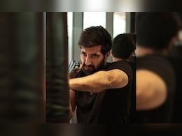 Akshay Oberoi Dives Back Into <i>Fighter</i> Fitness Regime As He Preps For New Action Role