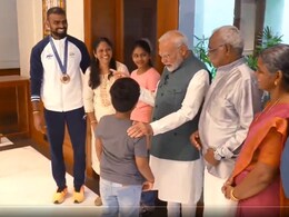 Watch: "<i>Ye Maarta Hai</i>?" Narendra Modi Asks PR Sreejesh's Son If Hockey Star Hits Him. This Is The Reply Watch: "<i>Ye Maarta Hai</i>?" Narendra Modi Asks PR Sreejesh's Son If Hockey Star Hits Him. This Is The Reply