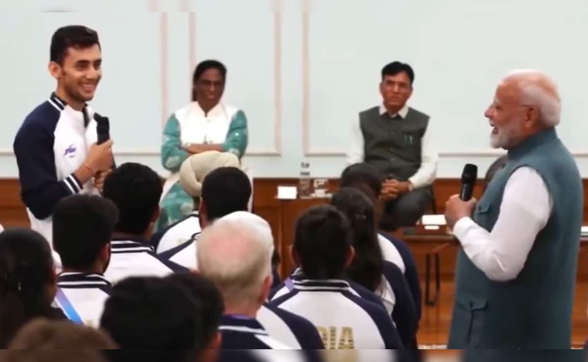 Lakshya Sen Tells PM Narendra Modi Why Prakash Padukone Used To Take Away His Cellphone Throughout Olympics