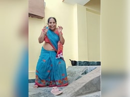 देसी आंटी का क्रेजी डांस देख सोशल मीडिया यूजर्स ने काटी मौज, मुर्गा स्टाइल स्टेप्स देख कर छूट जाएगी हंसी देसी आंटी का क्रेजी डांस देख सोशल मीडिया यूजर्स ने काटी मौज, मुर्गा स्टाइल स्टेप्स देख कर छूट जाएगी हंसी