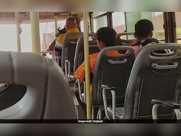 7 Gurugram Students Allegedly Beat Bus Driver After Argument Over Ticket, Arrested 7 Gurugram Students Allegedly Beat Bus Driver After Argument Over Ticket, Arrested