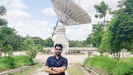 National Space Day: चंद्रयान-3 की सफलता में MP के ओम पांडेय का अहम योगदान, जानें कैसे तय किया ISRO तक का सफर?