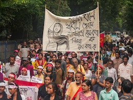 Nabanna March Kolkata डाव्यांना आणि काँग्रेसलाही जे जमले नाही ते 3 विद्यार्थ्यांनी करून दाखवले, ममता बॅनर्जी जबरदस्त टेन्शनमध्ये Nabanna March Kolkata डाव्यांना आणि काँग्रेसलाही जे जमले नाही ते 3 विद्यार्थ्यांनी करून दाखवले, ममता बॅनर्जी जबरदस्त टेन्शनमध्ये