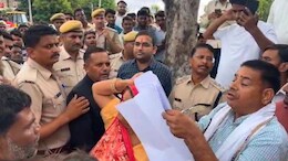 राजस्थान में अवैध दुकानों पर चला बुलडोजर तो विरोध में उतरे पूर्व मंत्री, कहा- ओछी राजनीति की गई