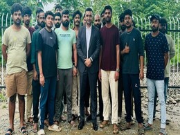 लाओस में 'साइबर गुलाम' बने 47 भारतीयों को कराया गया मुक्त, नौकरी का लालच दे कराया जाता था ये काम लाओस में 'साइबर गुलाम' बने 47 भारतीयों को कराया गया मुक्त, नौकरी का लालच दे कराया जाता था ये काम