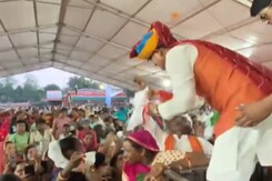 Shivraj Singh Chouhan Celebrates 'Rakhi' In Madhya Pradesh's Sehore Shivraj Singh Chouhan Celebrates 'Rakhi' In Madhya Pradesh's Sehore