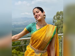 Janhvi Kapoor's Yellow Saree Is The Sun Shining In An Ethnic Chic Way Janhvi Kapoor's Yellow Saree Is The Sun Shining In An Ethnic Chic Way
