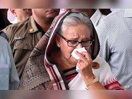 शेख हसीना यांच्या आयुष्यातील सर्वात खडतर 45 मिनिटं, वाचा सत्ता सोडण्यापूर्वी नेमकं काय झालं? शेख हसीना यांच्या आयुष्यातील सर्वात खडतर 45 मिनिटं, वाचा सत्ता सोडण्यापूर्वी नेमकं काय झालं?