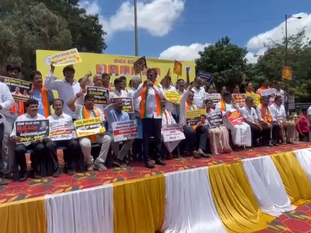 BJP Stages Protest Against Congress Leaders Over Remark On Karnataka Governor